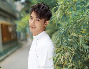 娱乐圈吃瓜爆料吴昕,娱乐圈恋情曝光背后的故事