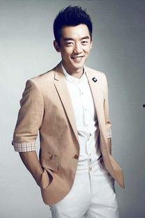 娱乐吃瓜君郑恺,从综艺咖到争议人物，他的演艺之路与婚姻生活揭秘”